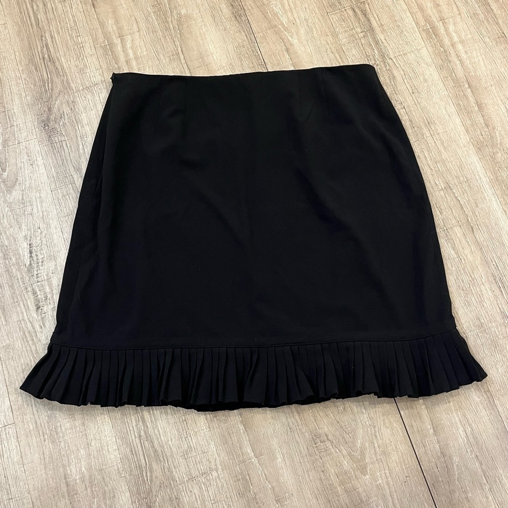 dressbarn Black Mini Skirt with Pleated Hem 20W - Picture 13 of 15